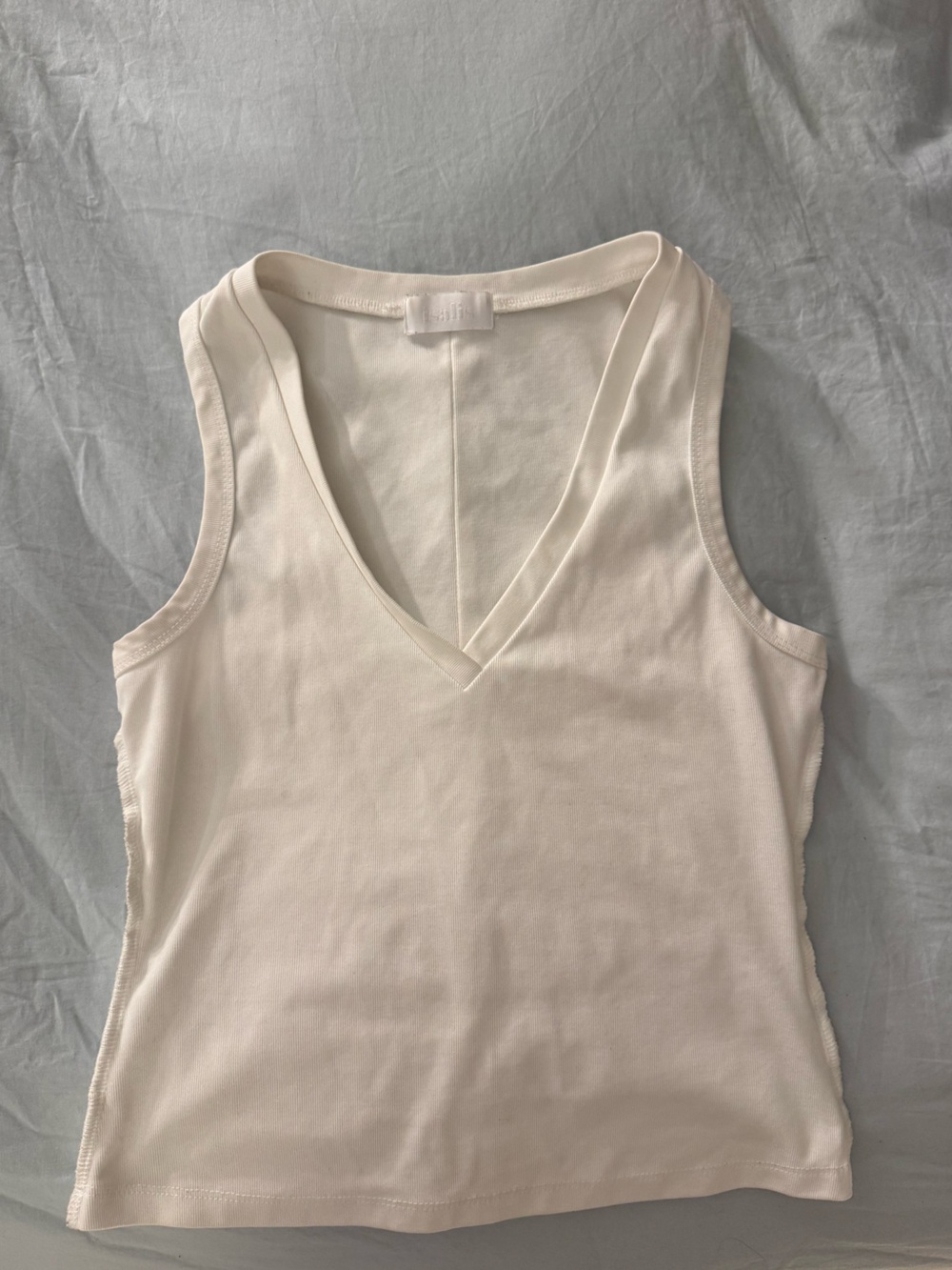 Isalis Bakar Tank Top